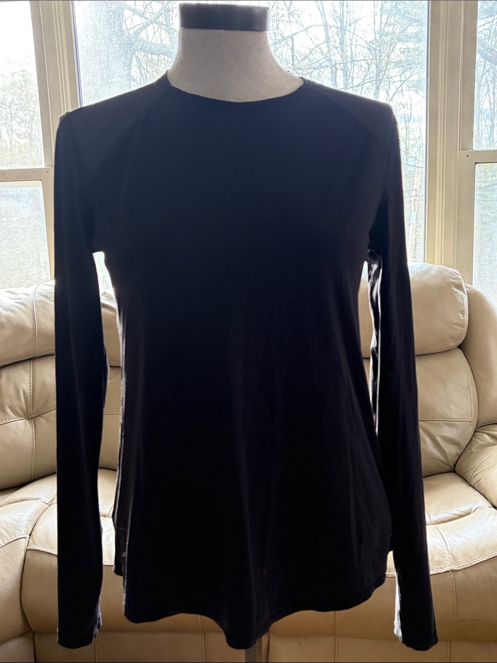 lululemon athletica Black Long-Sleeve Crew Top